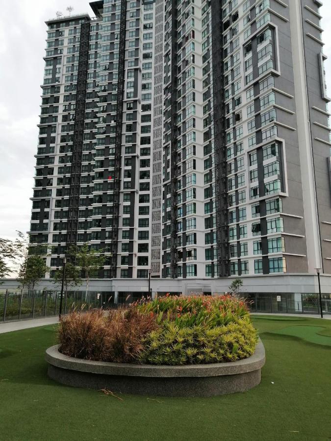 Santai Homestay Cyberjaya Dış mekan fotoğraf